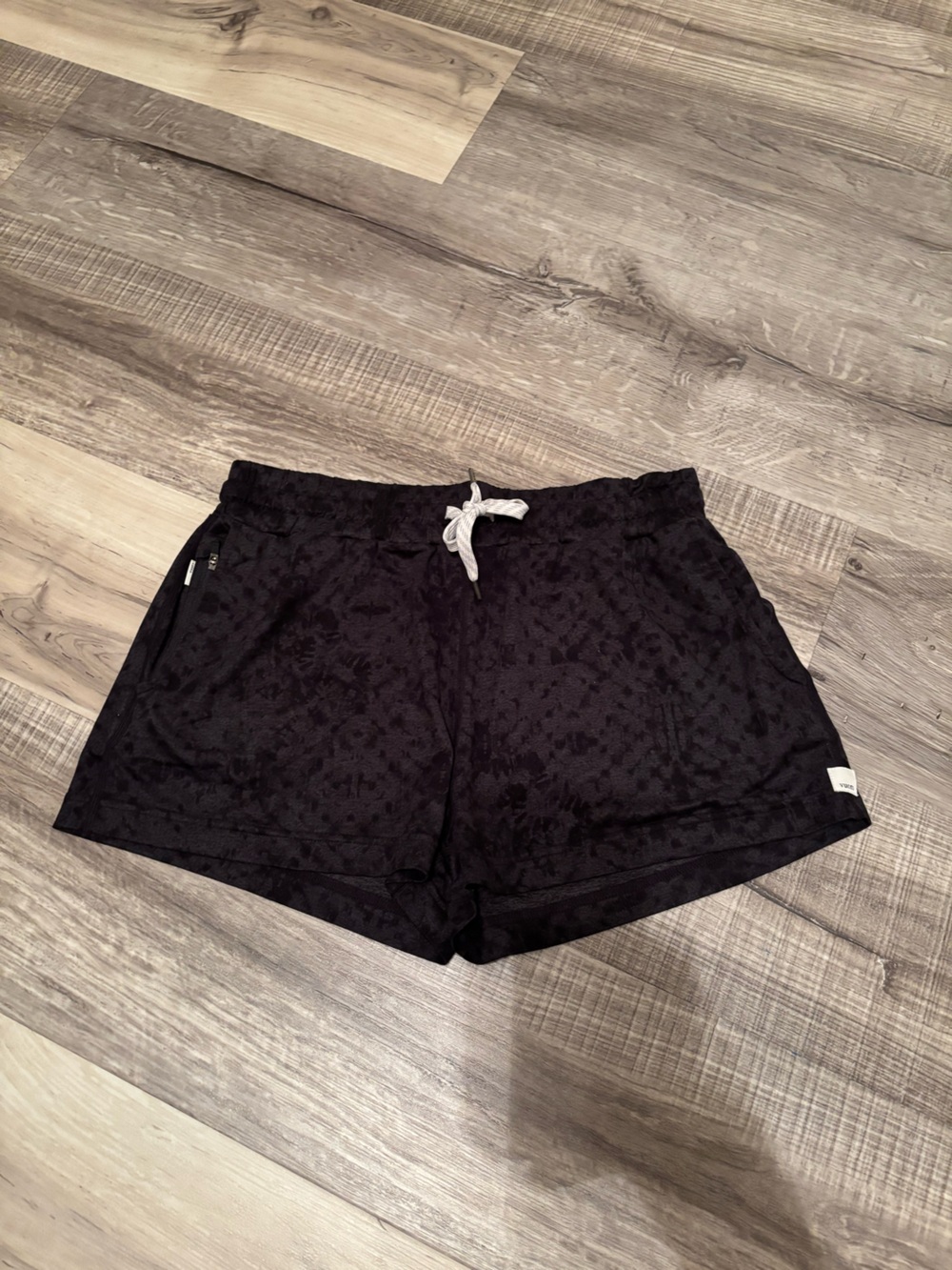 Vuori Black Women's Drawstring Shorts